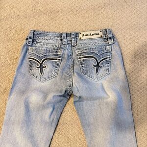 Rock Revival Vivian Straight Sz 29 light wash distressed jeans.